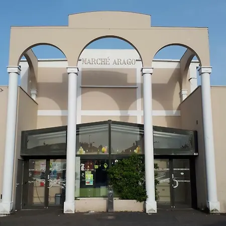 Proche Et Commerces アパート *